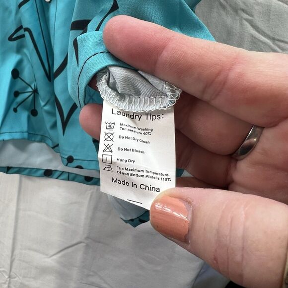 Royaura Men's Hawaiian Short Sleeve Button Up Shirt Size 2XL Blue - Picture 3 of 4